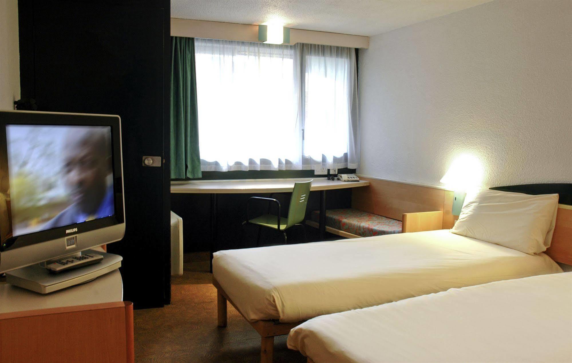 Ibis Birmingham Centre Irving Street Exterior foto